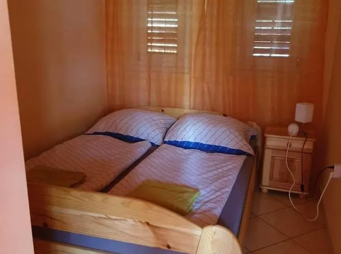 Violet Holiday's House * シオーフォク